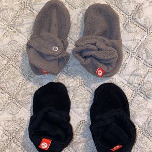 Zutano fleece booties